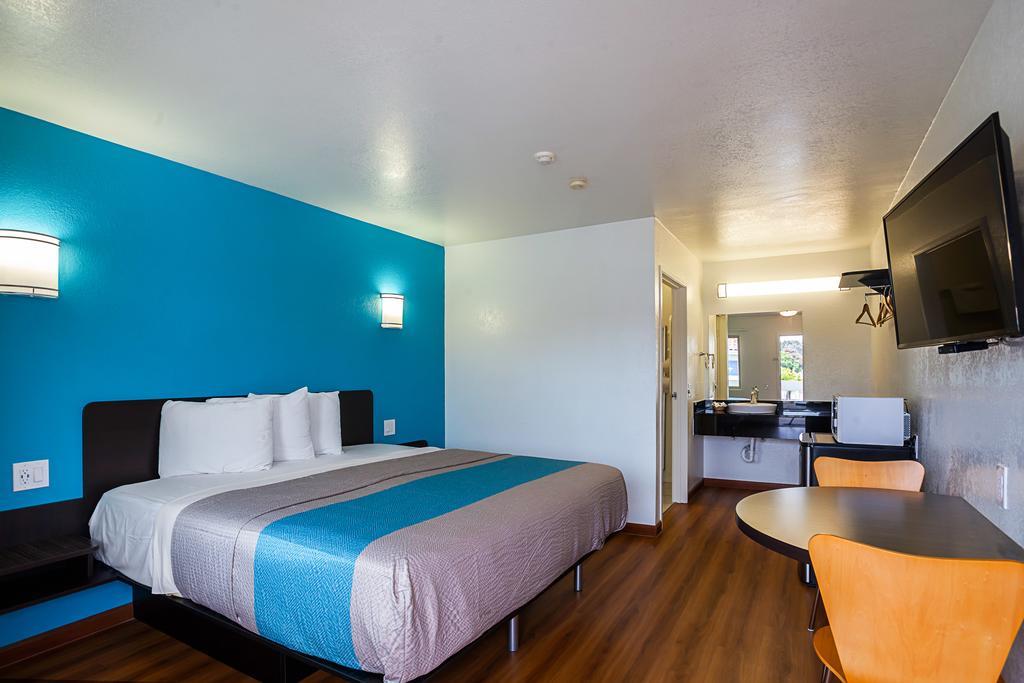 Motel 6-Ventura, Ca - Downtown Εξωτερικό φωτογραφία