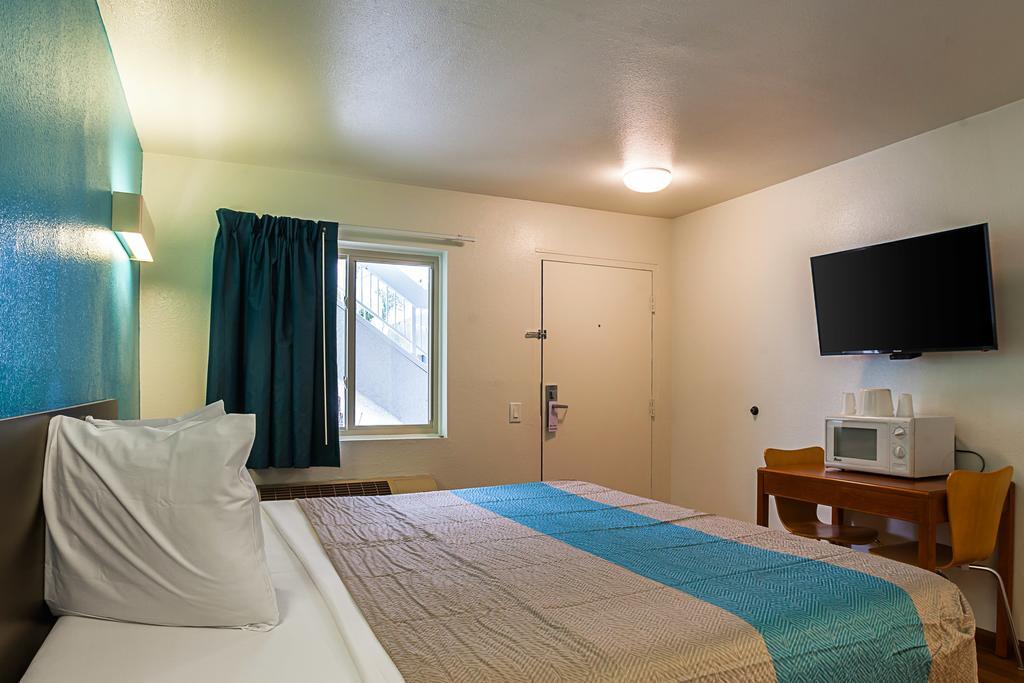 Motel 6-Ventura, Ca - Downtown Εξωτερικό φωτογραφία