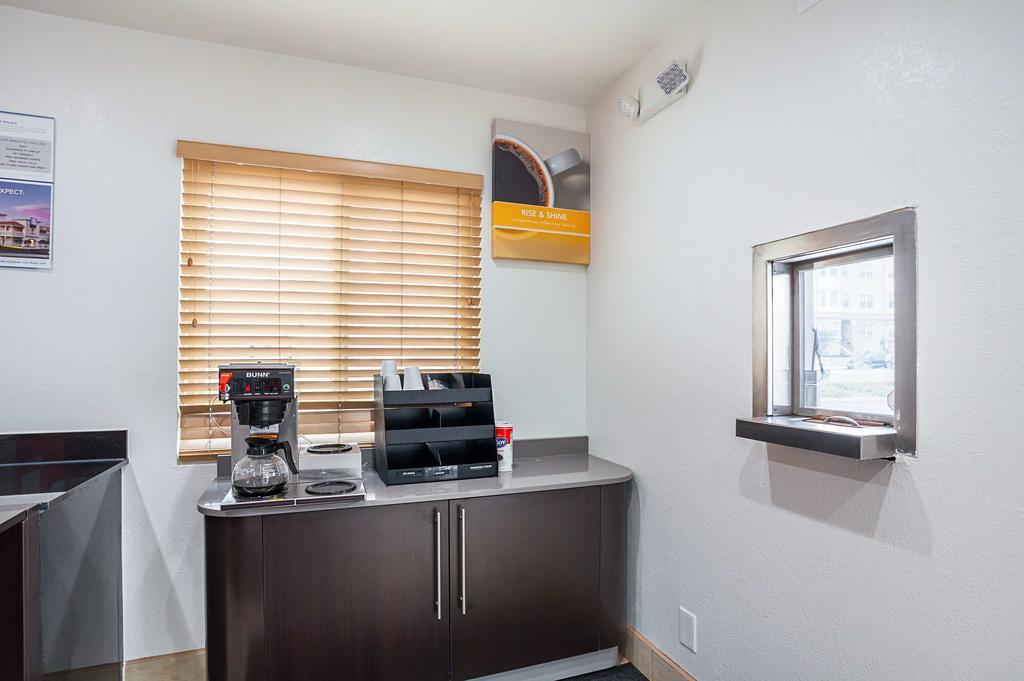 Motel 6-Ventura, Ca - Downtown Εξωτερικό φωτογραφία