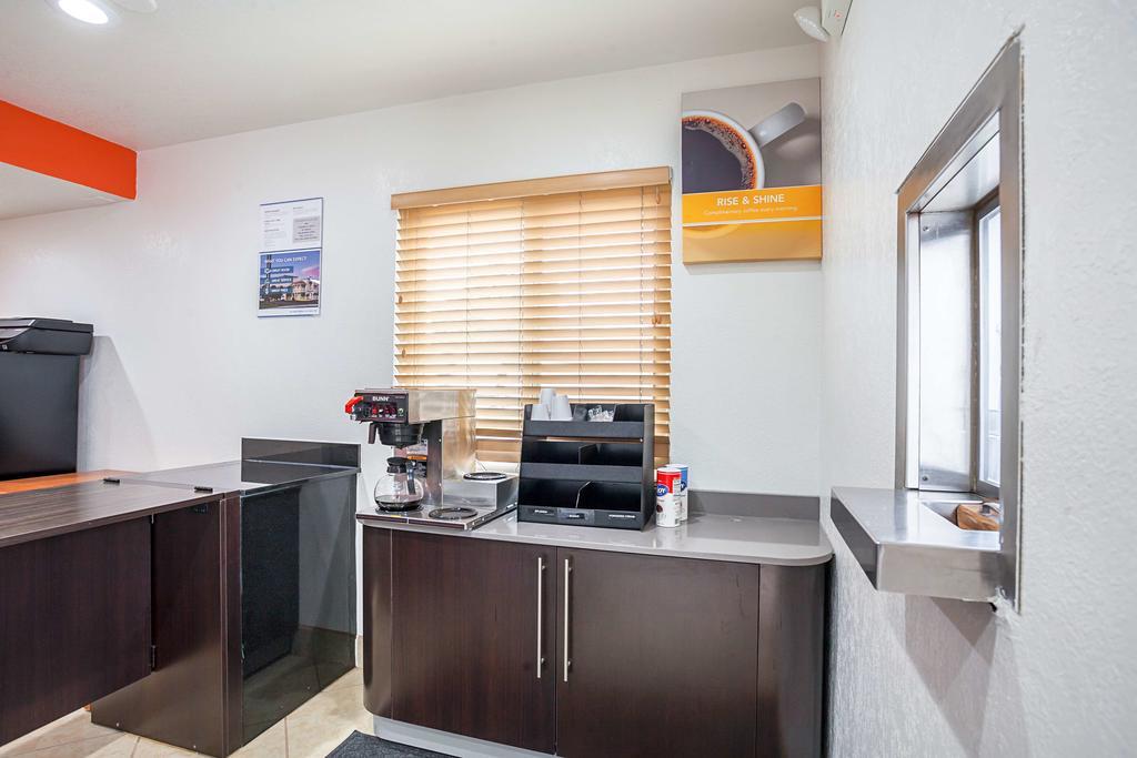 Motel 6-Ventura, Ca - Downtown Εξωτερικό φωτογραφία