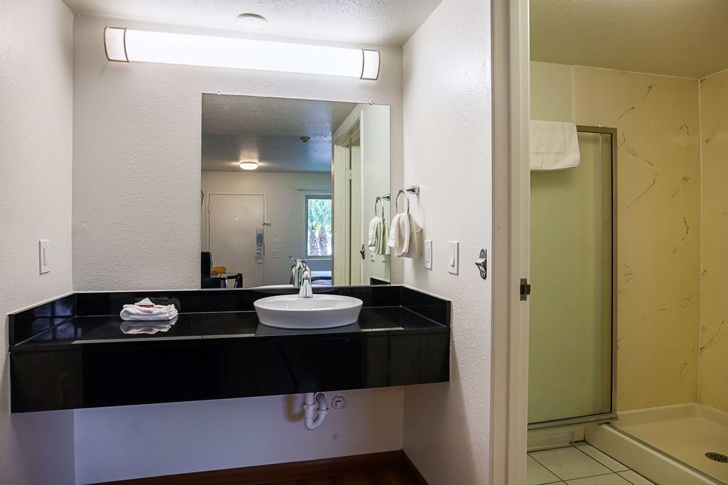 Motel 6-Ventura, Ca - Downtown Εξωτερικό φωτογραφία