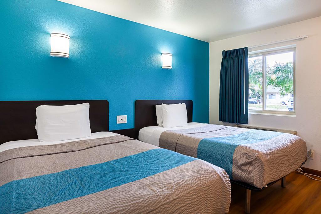 Motel 6-Ventura, Ca - Downtown Εξωτερικό φωτογραφία