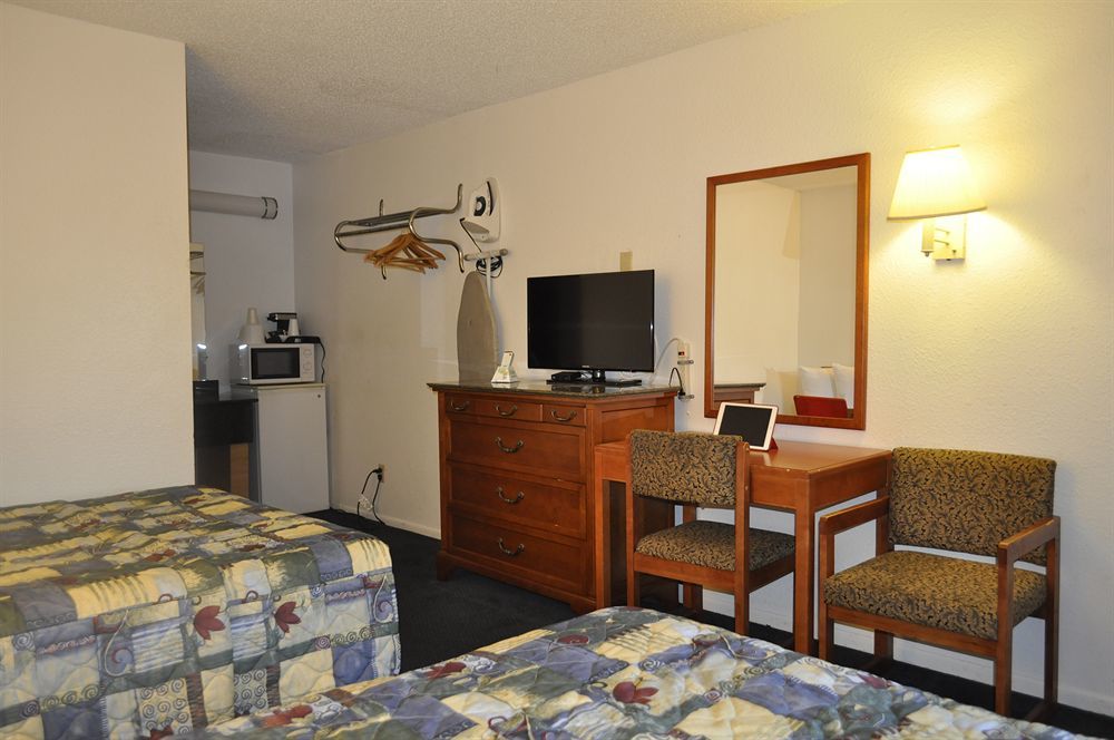 Motel 6-Ventura, Ca - Downtown Εξωτερικό φωτογραφία